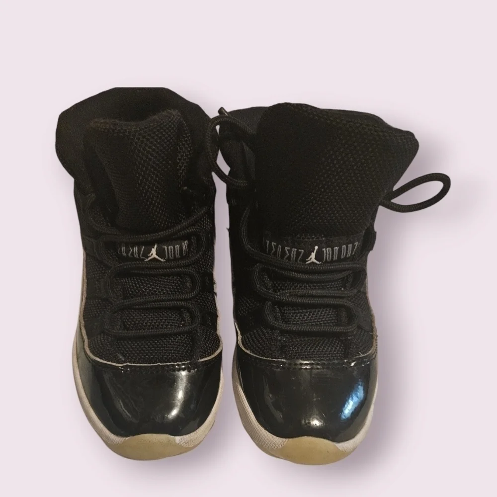 Nike Air Jordan 11 XI Retro Jubilee TD Shoes Sneakers Size 10